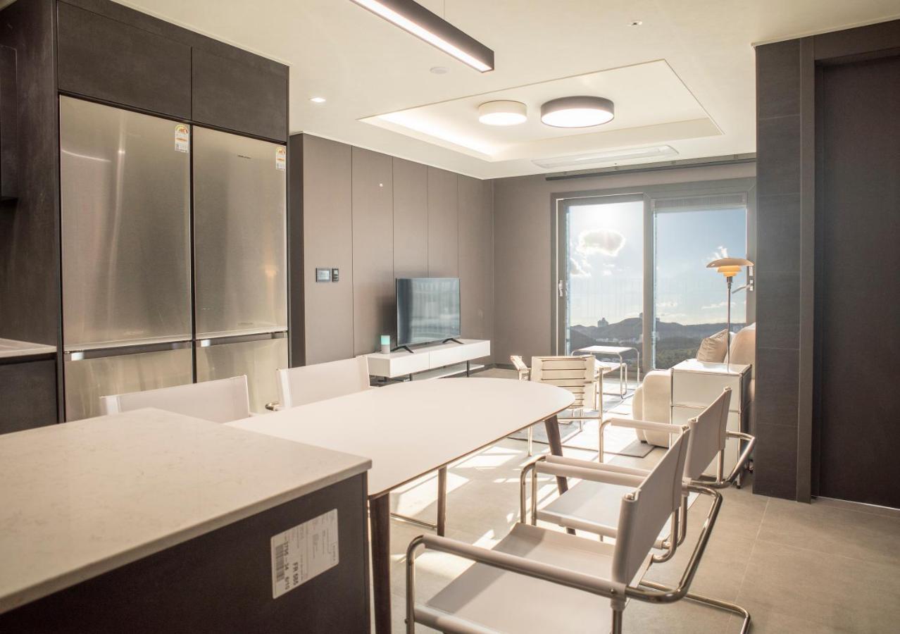 Y Collection By Uh Flat Osiria Apart otel Busan Dış mekan fotoğraf