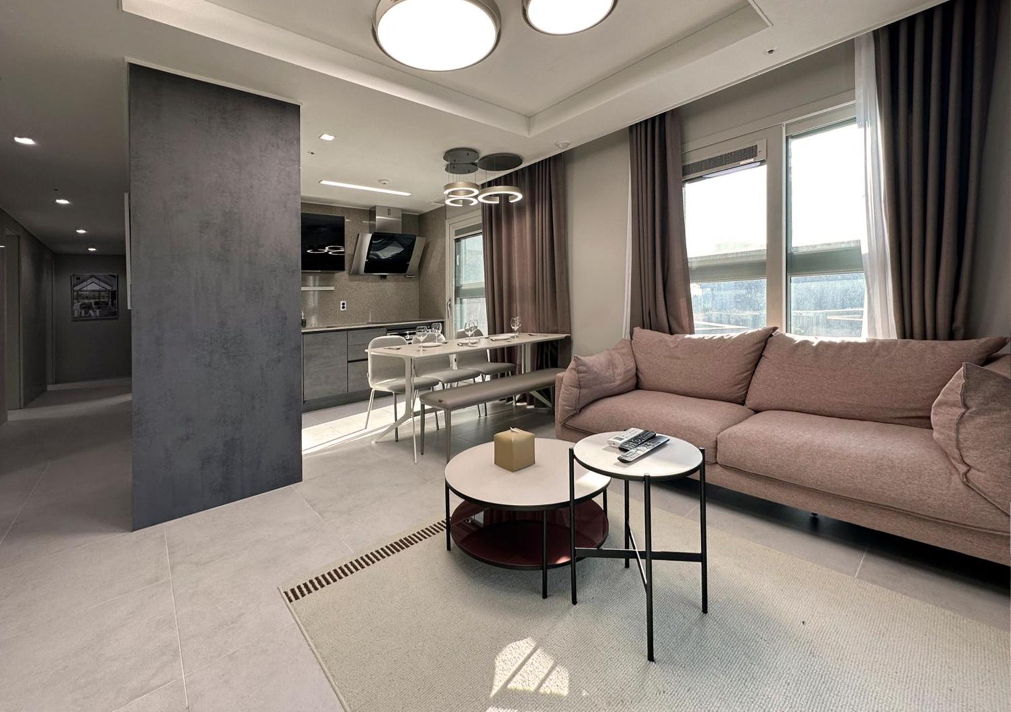 Y Collection By Uh Flat Osiria Apart otel Busan Dış mekan fotoğraf